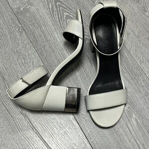 Bershka Cream Block Heel Sandals